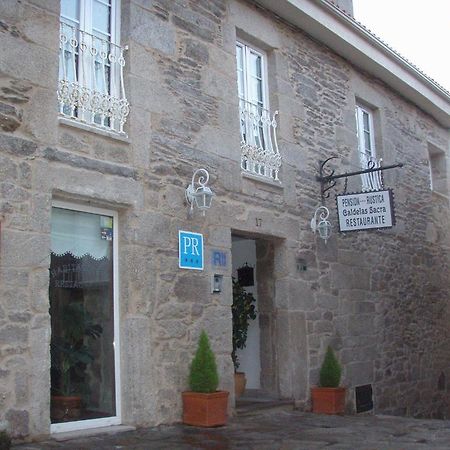 Hotel Caldelas Sacra-Pension Rustica 3 Estrellas Castro Caldelas Ngoại thất bức ảnh